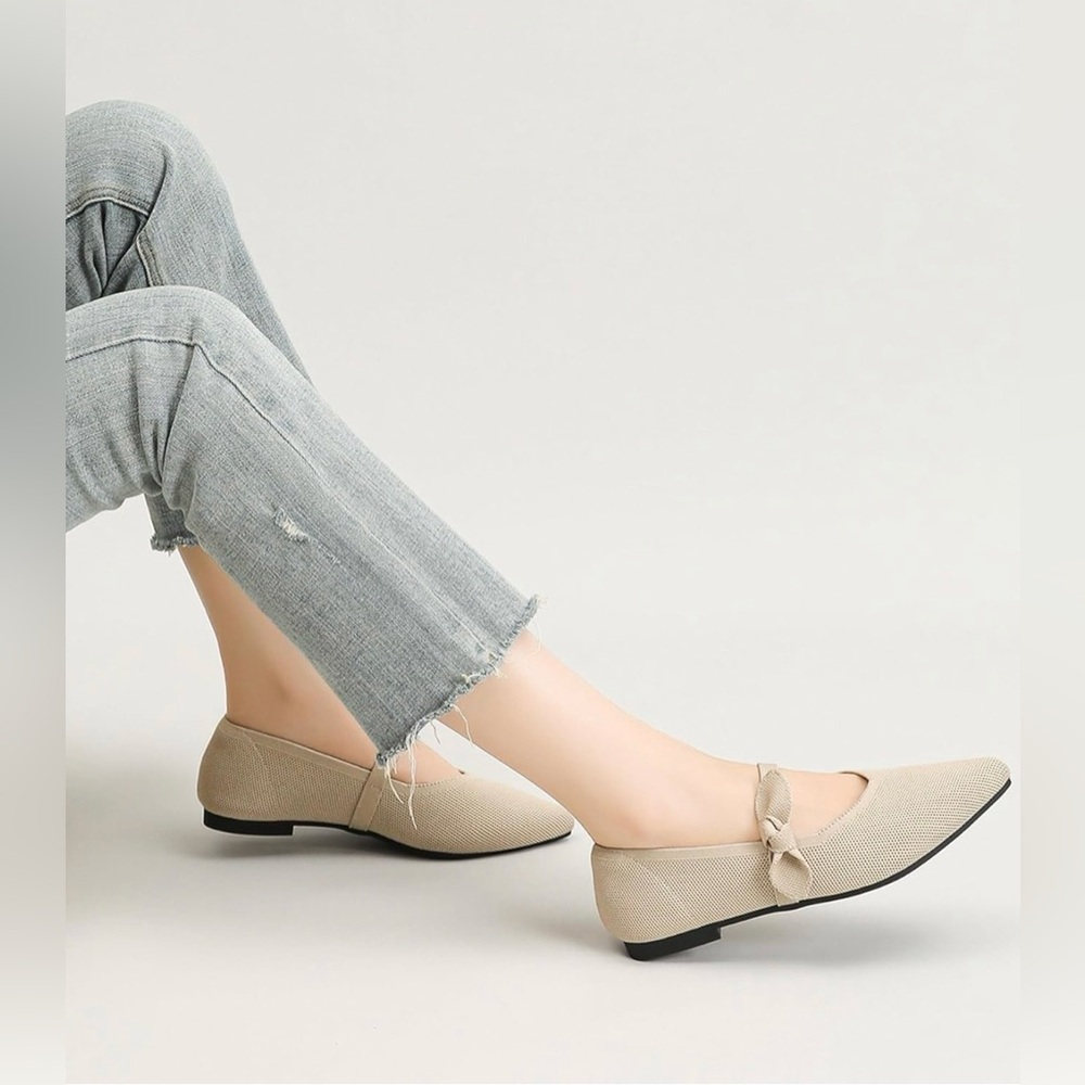 Women's Beige Pointed-Toe Mary Jane Knit Flats With Bow, Size 9 - Picture 3 of 14